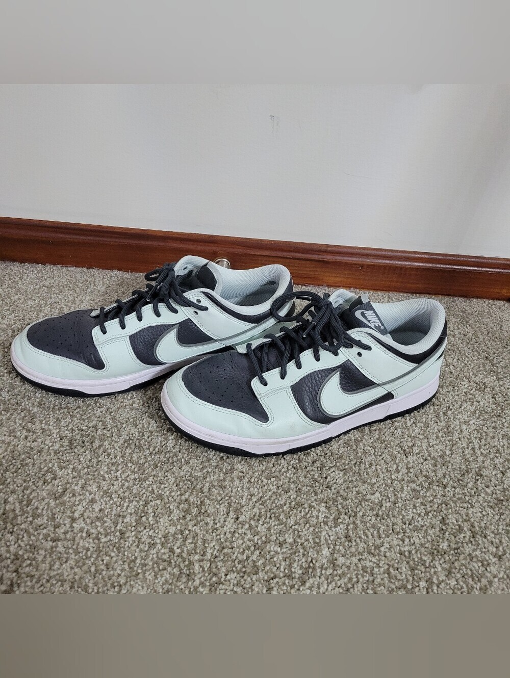 Nike Men's Dunk Low Dark Smoke Grey Barely Green Sneakers, Size 10